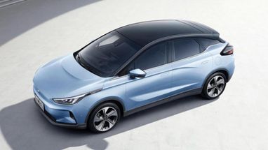 Geely представила електрокар з дальністю ходу понад 500 км (фото)