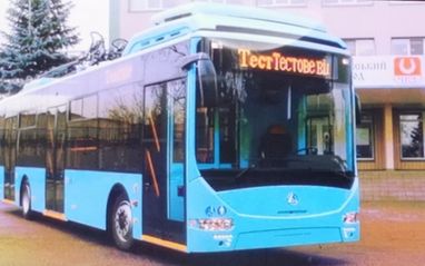 Чернігівський завод представив новий тролейбус з автономним ходом