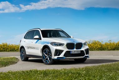 BMW розкрила подробиці про водневий кросовер iX5 Hydrogen