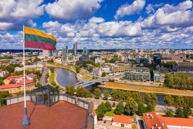 Литва продовжить посвідки на проживання для українських біженців до 2025 року