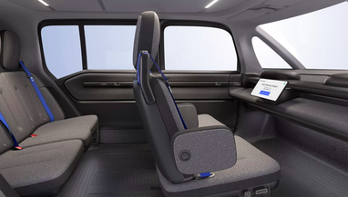 Zeekr відкликав роботаксі Waymo через проблеми з безпекою