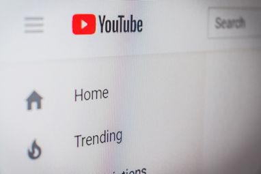 YouTube навчився шукати музику за 3-секундним співом користувача