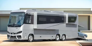 Дом на колесах Vario Perfect 1200 QS Platinum стоит от 2,2 млн евро