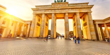 Бранденбурзькі ворота у Берліні