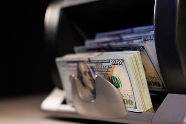 Национальный банк увеличил объемы валютных интервенций