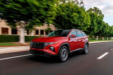 Hyundai представив новий позашляховик-гібрид