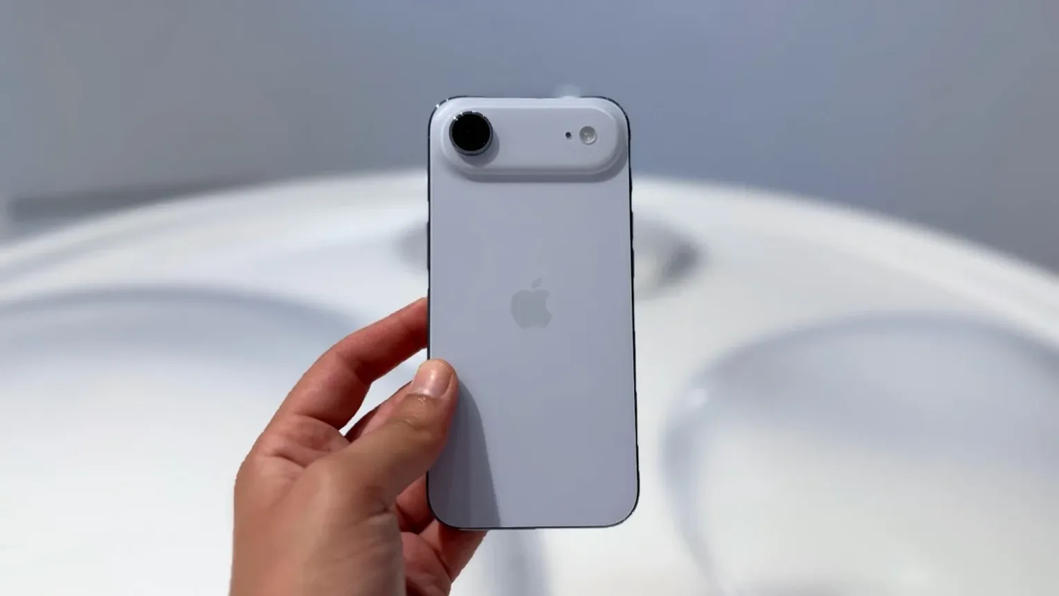Apple готує iPhone Air другого покоління — інсайдер