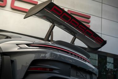 Самые популярные спортивные автомобили 2024 года