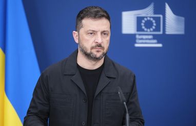 Трамп продовжить знімати санкції з росії - Зеленський