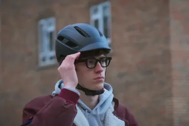 Google разрабатывает умные очки со встроенным ИИ