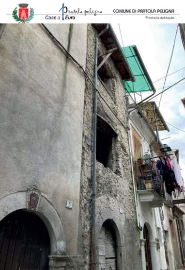 В Италии распродают дома по 1 евро: где и что можно купить