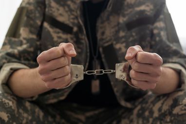 Рада підтримала у першому читанні законопроєкт про посилення відповідальності за військові правопорушення