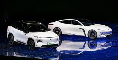 Geely представили новую линейку роскошных автомобилей (видео)