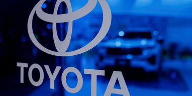 Стало відомо, чому Toyota створює гібриди замість електромобілів