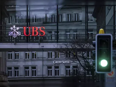 UBS готується скоротити більше половини співробітників Credit Suisse після поглинання банку