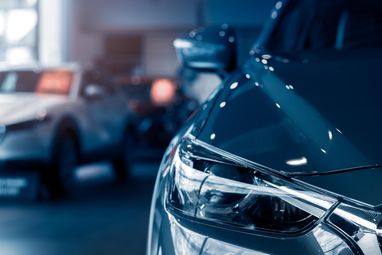 На чем ездят госслужащие, ответственные за развитие дорог в Украине (инфографика)