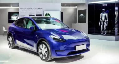 Tesla увеличит продажу авто с помощью роботов Optimus