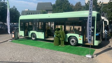 «Електронмаш» презентував нову модель електробуса (фото)