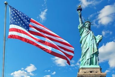 Где в США зарабатывают больше всего: средние почасовые зарплаты по штатам