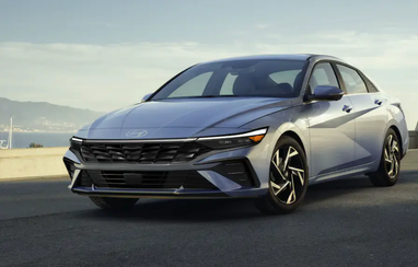 Hyundai Elantra Hybrid (2026)