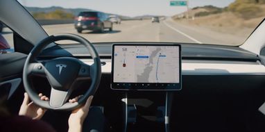 Tesla снижает цены подписки на полный автопилот в США и Канаде