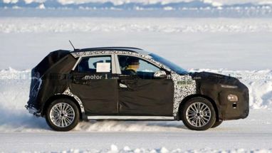 Обновленный Hyundai Kona впервые заметили на тестах (фото)