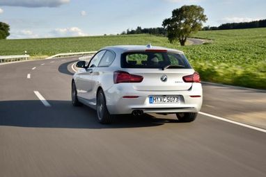 BMW планує випустити серійний електричний хетчбек i1 вже 2021 року (фото)