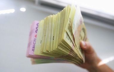 Кому на ринку праці пропонують найвищу зарплату