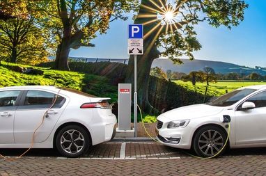 Рынок электрокаров резко вырос на 71%, абсолютный лидер — китайская BYD