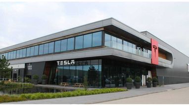 Tesla закрыла предприятие в Калифорнии и уволила сотни работников