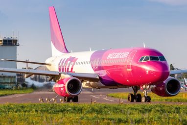 Wizz Air набирає працівників зі знанням англійської та української