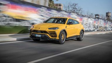 Lamborghini випустив 10 000-й кросовер Urus (фото)