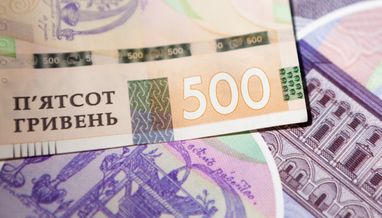 Уклонение от уплаты 605,9 млн грн акцизного налога: руководителю нефтеперерабатывающей компании сообщили о подозрении