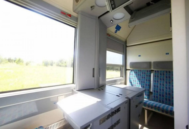 Елітний поїзд «Київ — Одеса» готовий до першого рейсу (фото вагонів)