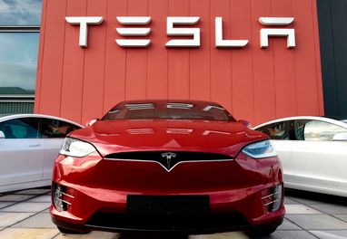 Tesla подняла цены на свои электромобили