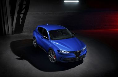 Alfa Romeo анонсировал гибридный кроссовер Tonale — это первый автомобиль с NFT