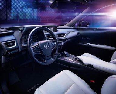 Toyota представила серийный электрокроссовер Lexus UX 300e
