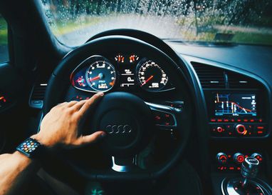 Audi досрочно остановит выпуск самого дорогого электрокроссовера