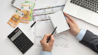 Как развить правильные финансовые привычки и не подвергаться влиянию финансовых инфлюэнсеров