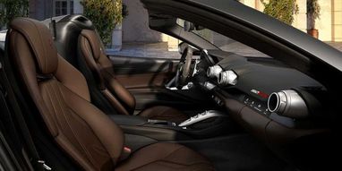 Ferrari представила самый мощный кабриолет в мире (фото)