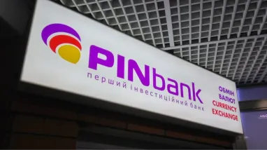 В конце апреля 100% акций PinBank были проданы компании UAB Zen.com за 175 млн грн