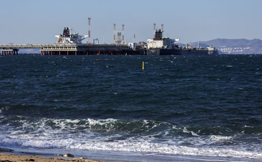 За первые месяцы 2023 года россия стала крупнейшим поставщиком нефти в Китай