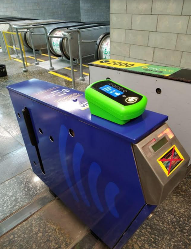 Visa та Ощадбанк впроваджують безконтактну оплату проїзду в харківському метро