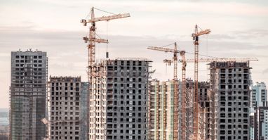 Будівництво житла в Україні обвалилось до рівня кризового 2009 року
