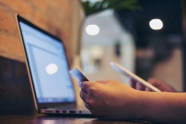 В Україні запустили платформу «Прихисток. Робота» для ВПО: які можливості доступні