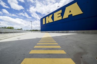 Власник IKEA продає 14 ТЦ у росії