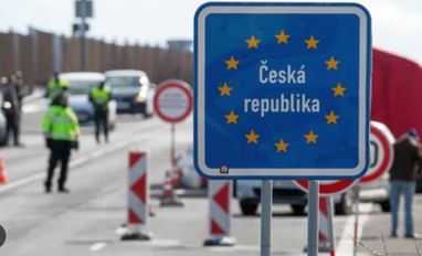 Чехія припинила видачу віз та ВНЖ громадянам росії та білорусі
