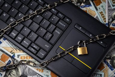 Рада поддержала законопроект об автоматизированном аресте средств должников в банках