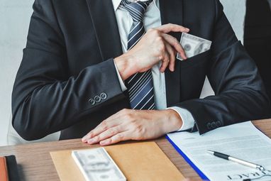 Прокуратура вручила підозру київському забудовнику за несплату 30 млн грн податку