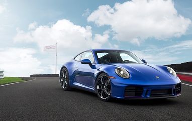 Porsche представила новую спецверсию 911 (фото)